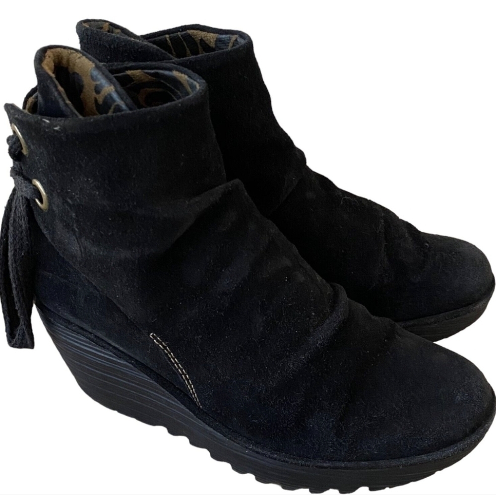 Fly London Yama Suede Ankle Black BohoBooties Tie Back Sz 7.5 Raised Wedge Heel